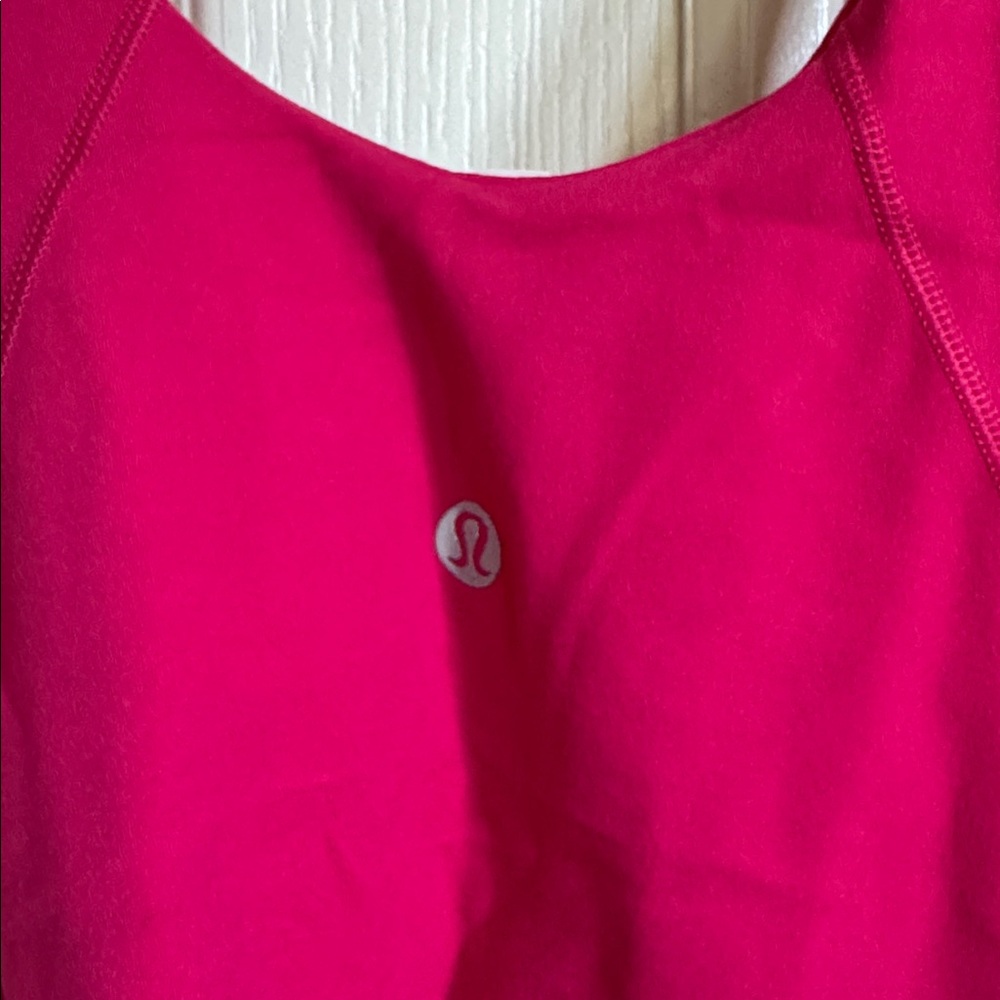 NWT. Lululemon Magenta Pink Align Tank Size 2 - Picture 6 of 8